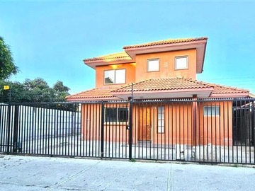 Arriendo Mensual / Casa / La Cruz