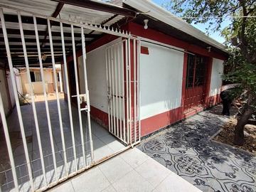 Arriendo Mensual / Casa / La Granja