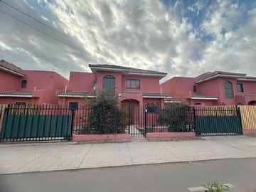 Arriendo Mensual / Casa / La Serena