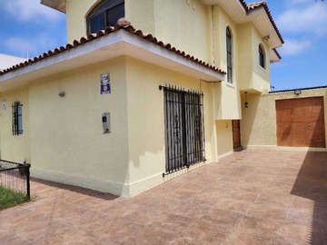 Arriendo Mensual / Casa / La Serena