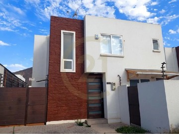 Arriendo Mensual / Casa / La Serena