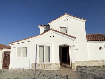 Arriendo Mensual / Casa / La Serena