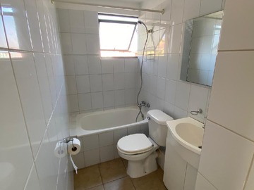 Imágen muestra segundo baño