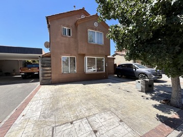 Arriendo Mensual / Casa / Lampa