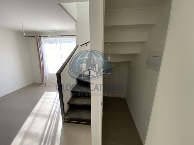 Bodega- Living Comedor