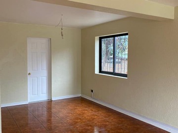 Arriendo Mensual / Casa / Limache
