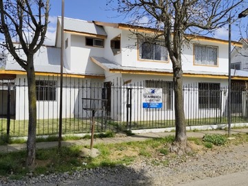 Arriendo Mensual / Casa / Linares