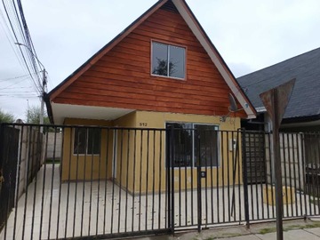 Arriendo Mensual / Casa / Linares