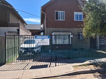 Arriendo Mensual / Casa / Linares