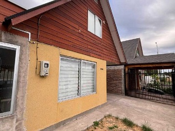 Arriendo Mensual / Casa / Linares