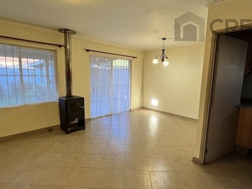 Arriendo Mensual / Casa / Linares