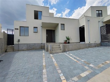 Arriendo Mensual / Casa / Lo Barnechea
