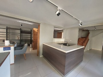Arriendo Mensual / Casa / Lo Barnechea