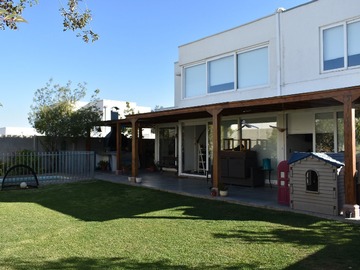 Arriendo Mensual / Casa / Lo Barnechea