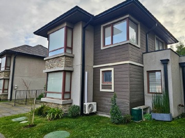 Arriendo Mensual / Casa / Los Ángeles