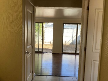Arriendo Mensual / Casa / Los Ángeles