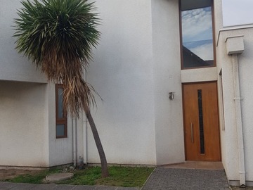 Arriendo Mensual / Casa / Machalí