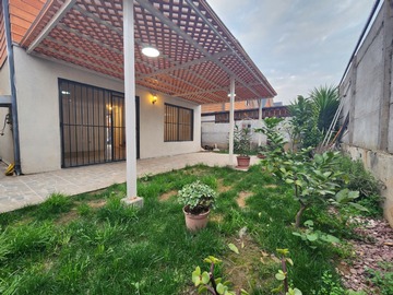 Arriendo Mensual / Casa / Machalí