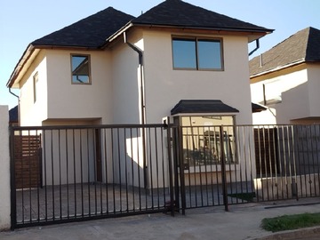 Arriendo Mensual / Casa / Machalí