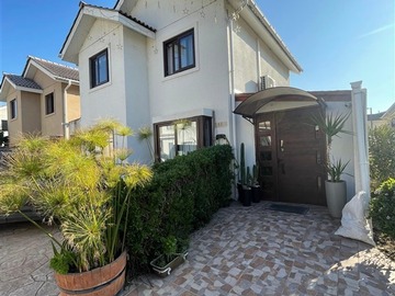 Arriendo Mensual / Casa / Padre Hurtado