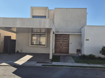 Arriendo Mensual / Casa / Padre Hurtado