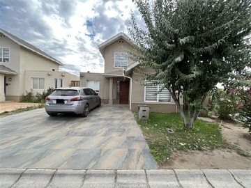 Arriendo Mensual / Casa / Padre Hurtado