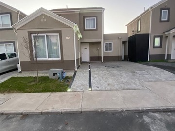 Arriendo Mensual / Casa / Padre Hurtado