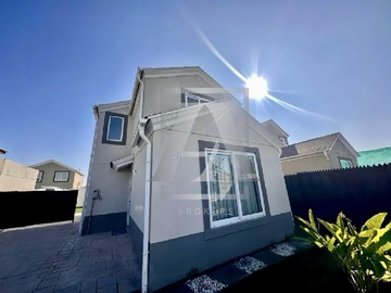 Arriendo Mensual / Casa / Padre Hurtado