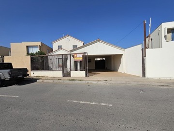 Arriendo Mensual / Casa / Padre Hurtado