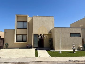 Arriendo Mensual / Casa / Padre Hurtado