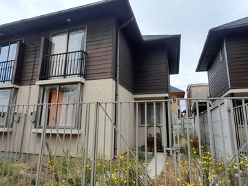 Arriendo Mensual / Casa / Parral