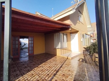 Arriendo Mensual / Casa / Peñaflor