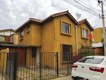 Arriendo Mensual / Casa / Peñaflor