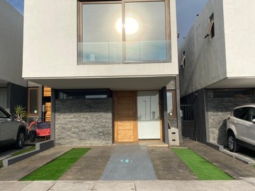 Arriendo Mensual / Casa / Peñalolén