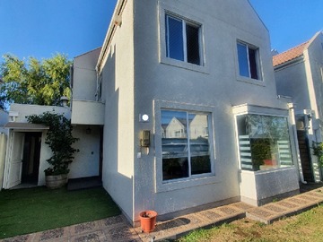 Arriendo Mensual / Casa / Peñalolén