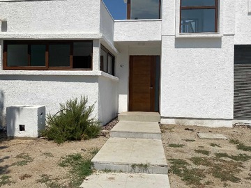 Arriendo Mensual / Casa / Peñalolén