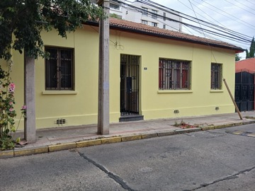 Arriendo Mensual / Casa / Providencia