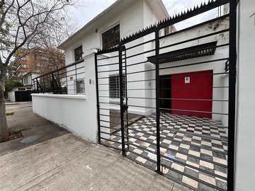 Arriendo Mensual / Casa / Providencia