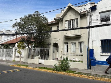 Arriendo Mensual / Casa / Providencia