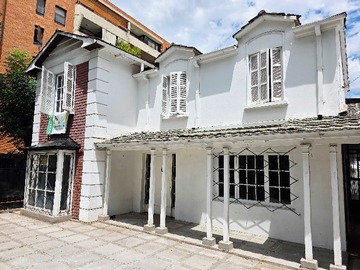 Arriendo Mensual / Casa / Providencia