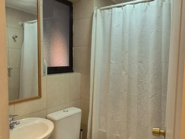 Baño visitas primer piso