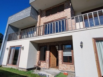 Arriendo Mensual / Casa / Pucón