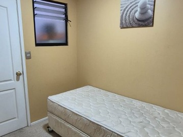 Pieza de servicio con closet