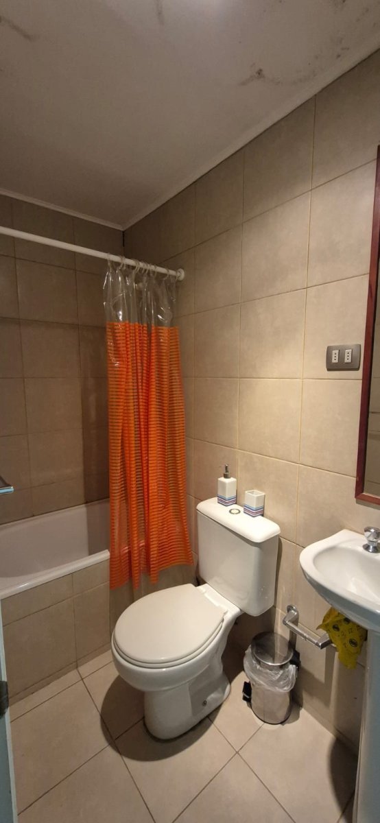 Baño de servicio