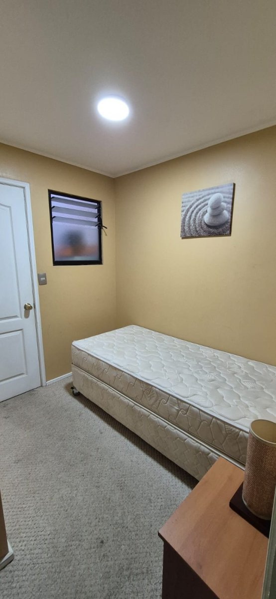 Pieza de servicio con closet