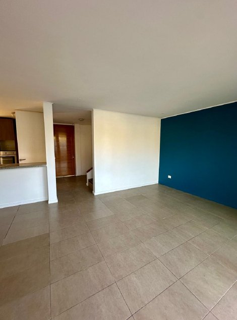 Vista desde Patio Trasero a Living-Comedor