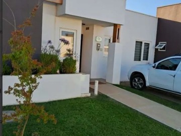 Arriendo Mensual / Casa / Quilpué