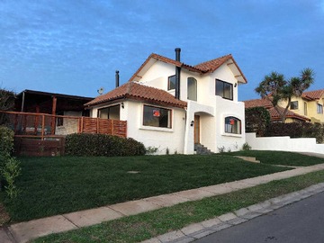 Arriendo Mensual / Casa / Quintero
