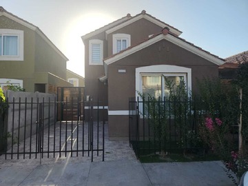 Arriendo Mensual / Casa / San Bernardo