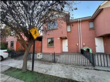 Arriendo Mensual / Casa / San Bernardo